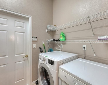121 Savona Way - Photo Thumbnail 30