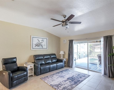 1465 Shields Street - Photo Thumbnail 13