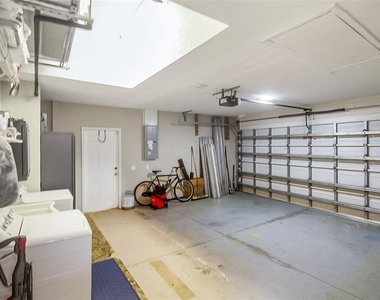 1465 Shields Street - Photo Thumbnail 9