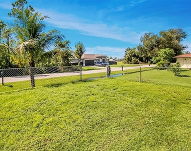 1465 Shields Street - Photo Thumbnail 39