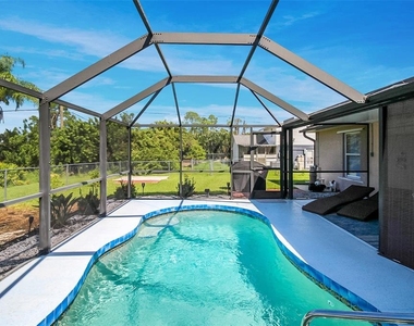 1465 Shields Street - Photo Thumbnail 36