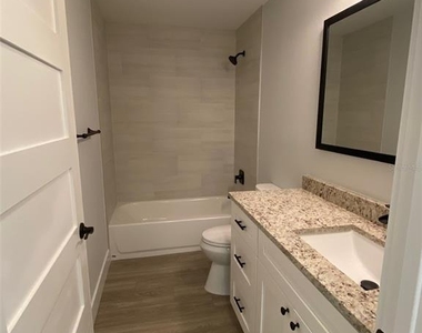 2933 Maiden Lane - Photo Thumbnail 19