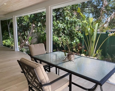 2933 Maiden Lane - Photo Thumbnail 26