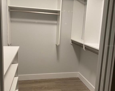 2933 Maiden Lane - Photo Thumbnail 20
