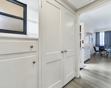 1901 Hyde Park Street - Photo Thumbnail 20