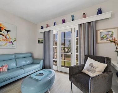 1901 Hyde Park Street - Photo Thumbnail 12