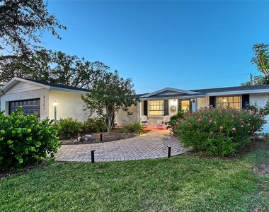 2365 Bay Street - Photo Thumbnail 74