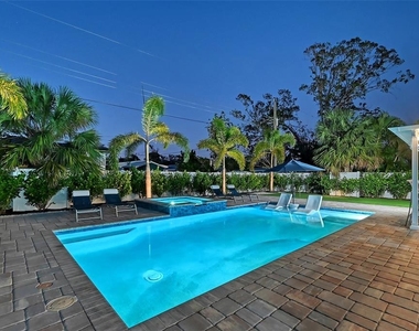 2365 Bay Street - Photo Thumbnail 43