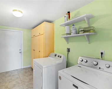 2365 Bay Street - Photo Thumbnail 35