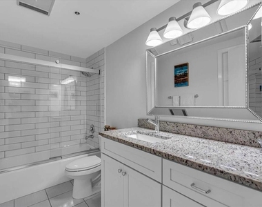 5621 Gulf Of Mexico Drive - Photo Thumbnail 4