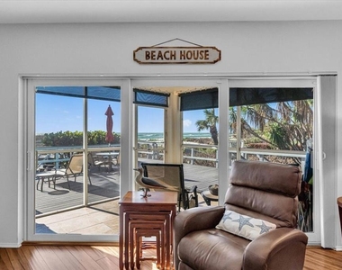 5621 Gulf Of Mexico Drive - Photo Thumbnail 12