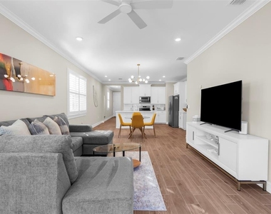 256 Teramo Way - Photo Thumbnail 8