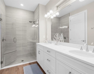 256 Teramo Way - Photo Thumbnail 16