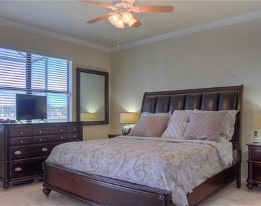 6627 Candlestick Drive - Photo Thumbnail 13