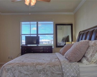 6627 Candlestick Drive - Photo Thumbnail 14