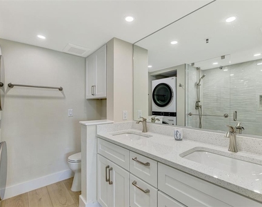 917 Wexford Boulevard - Photo Thumbnail 28