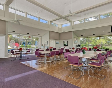 917 Wexford Boulevard - Photo Thumbnail 50