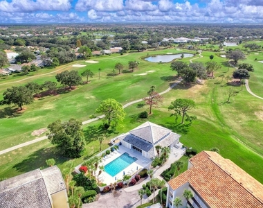 917 Wexford Boulevard - Photo Thumbnail 45