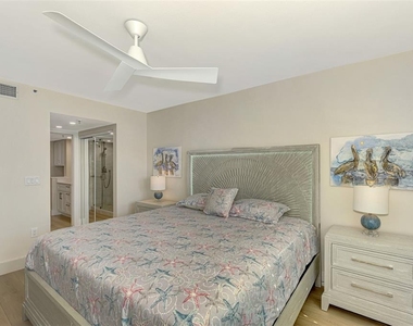 917 Wexford Boulevard - Photo Thumbnail 26