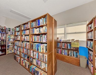 917 Wexford Boulevard - Photo Thumbnail 49