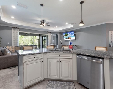 6113 Cessna Run - Photo Thumbnail 19