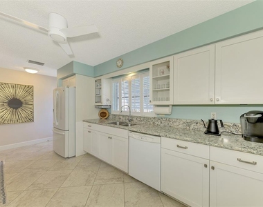 2643 Lear Road - Photo Thumbnail 8