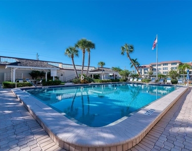 3806 Gulf Of Mexico Drive - Photo Thumbnail 18