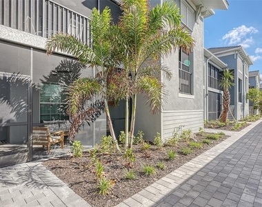 17475 Opal Sand Drive - Photo Thumbnail 4