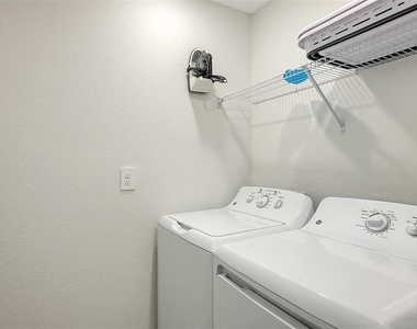 17475 Opal Sand Drive - Photo Thumbnail 36