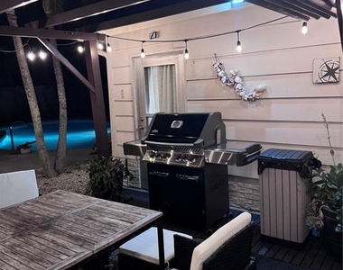 6304 Beechwood Avenue - Photo Thumbnail 69