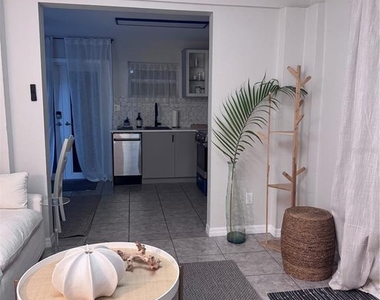 6304 Beechwood Avenue - Photo Thumbnail 64