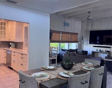 6304 Beechwood Avenue - Photo Thumbnail 14