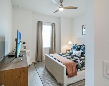 17335 Jadestone Court - Photo Thumbnail 5