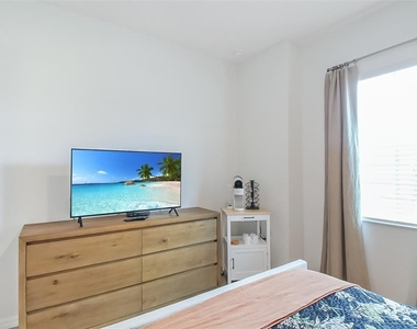 17335 Jadestone Court - Photo Thumbnail 7