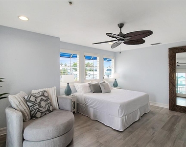 1315 Siesta Bayside Drive - Photo Thumbnail 37