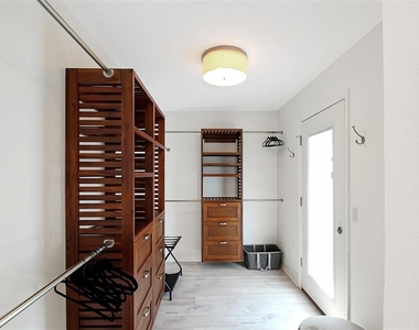 1315 Siesta Bayside Drive - Photo Thumbnail 47