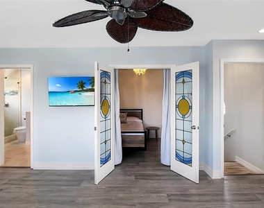1315 Siesta Bayside Drive - Photo Thumbnail 40