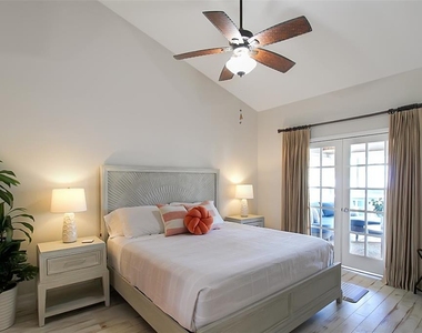 1315 Siesta Bayside Drive - Photo Thumbnail 27