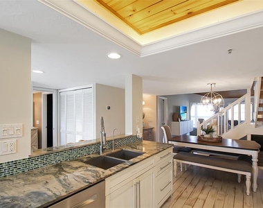1315 Siesta Bayside Drive - Photo Thumbnail 11