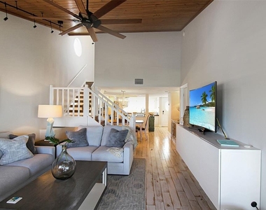 1315 Siesta Bayside Drive - Photo Thumbnail 26