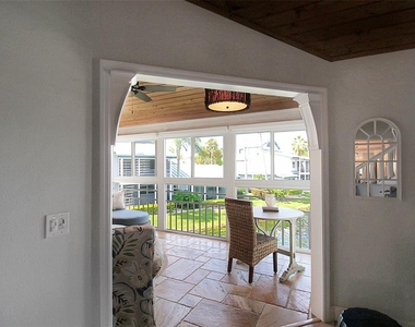 1315 Siesta Bayside Drive - Photo Thumbnail 21