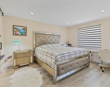 5611 Summer Side Lane - Photo Thumbnail 14