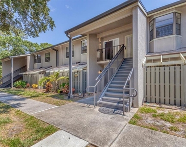 5611 Summer Side Lane - Photo Thumbnail 28