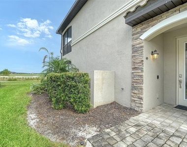 17815 Gawthrop Drive - Photo Thumbnail 2