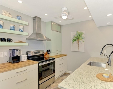2400 N Beach Road - Photo Thumbnail 16