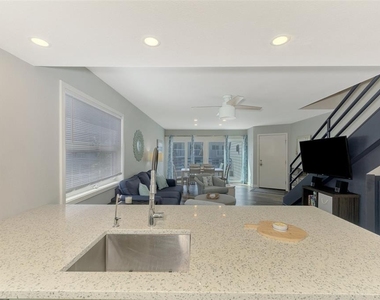 2400 N Beach Road - Photo Thumbnail 19