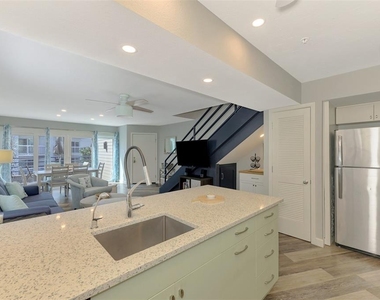 2400 N Beach Road - Photo Thumbnail 20