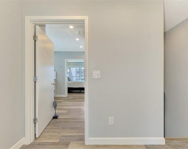 2400 N Beach Road - Photo Thumbnail 37