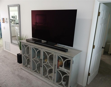 913 Waterside Lane - Photo Thumbnail 2