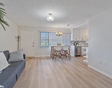 4210 Ironwood Circle - Photo Thumbnail 23